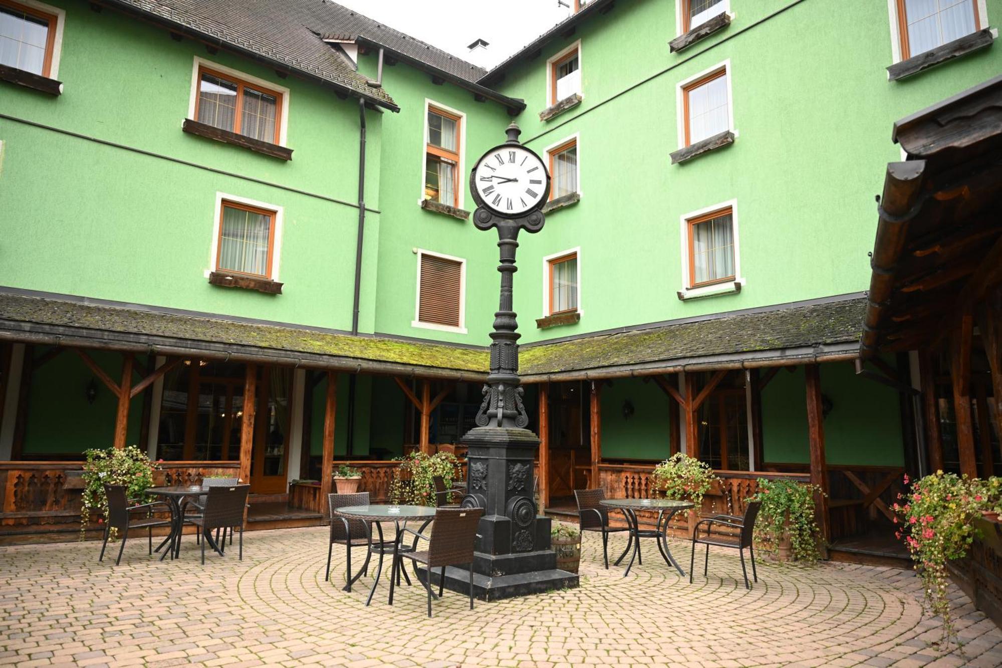 Mercure Sighisoara Binderbubi Hotel & Spa Extérieur photo