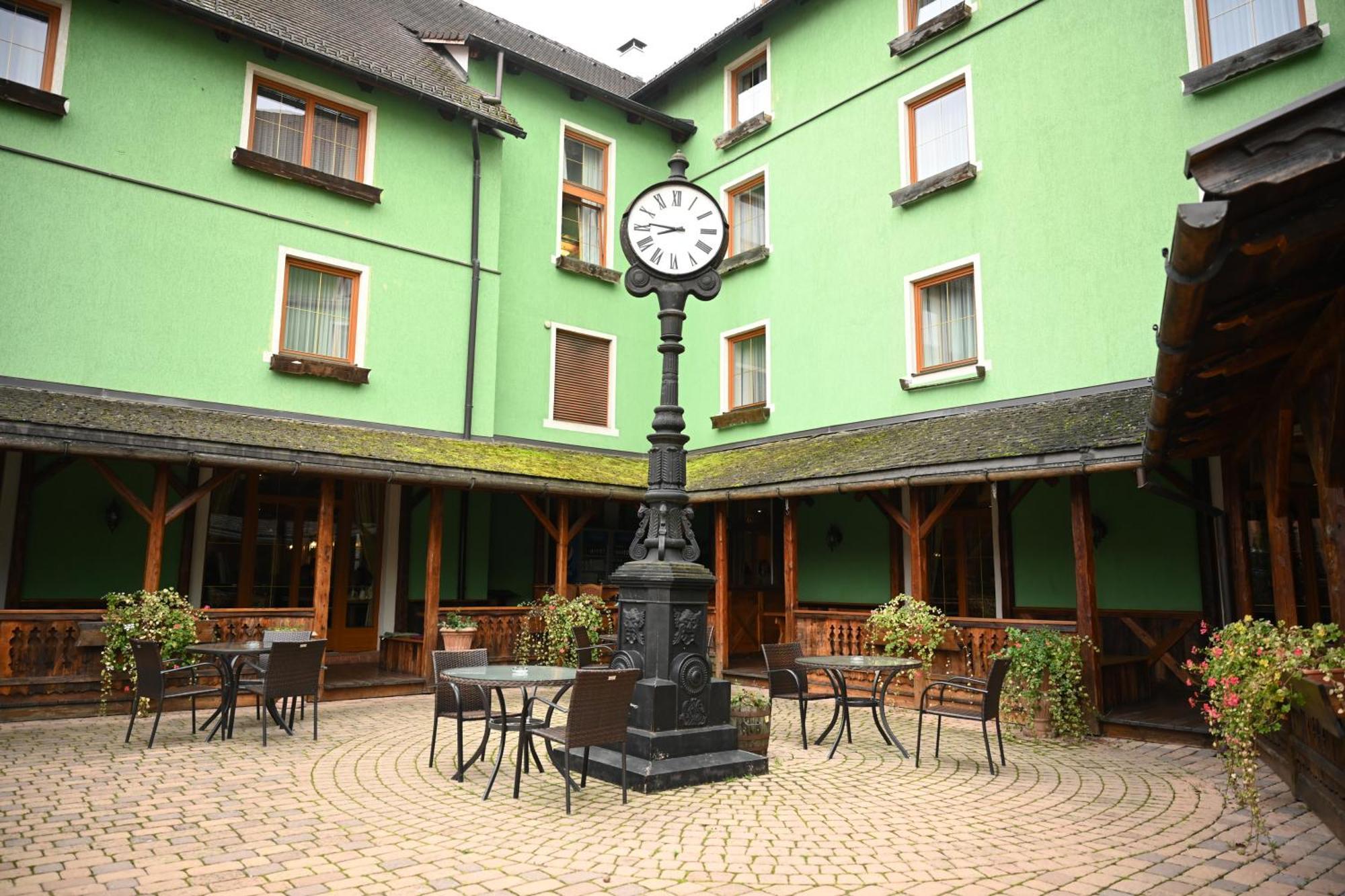 Mercure Sighisoara Binderbubi Hotel & Spa Extérieur photo